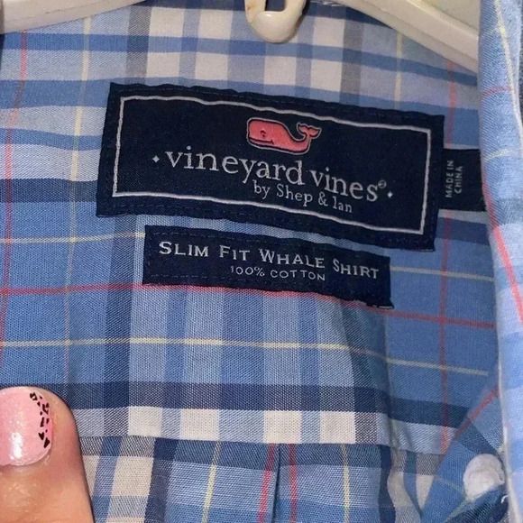 Vineyard Vines- Small - Picture 6 of 7